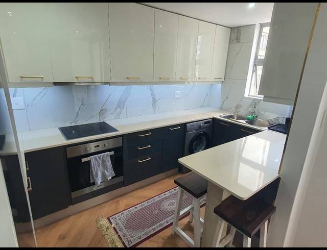 1 BEDROOM APARTMENT FOR SALE IN NEW TOWN CENTRE